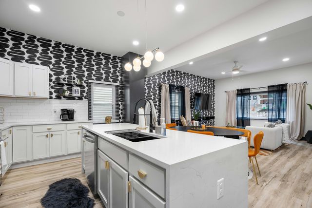 213 8th Avenue, Dayton, KY 41074