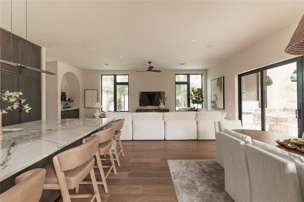 Image 12 of property listing at 128 ADRIATIC AVENUE, Tampa, FL 33606