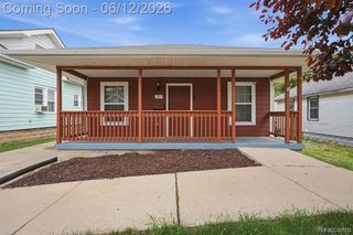 311 Ferry Avenue, Pontiac, MI 48341