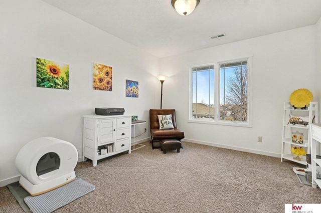 18911 Leavenworth Street, Elkhorn, NE 68022