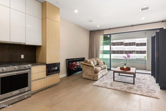 388 Cordova Street 305, Pasadena, CA 91101