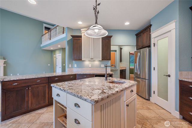 547 Lone Oak Road, Longview, WA 98632