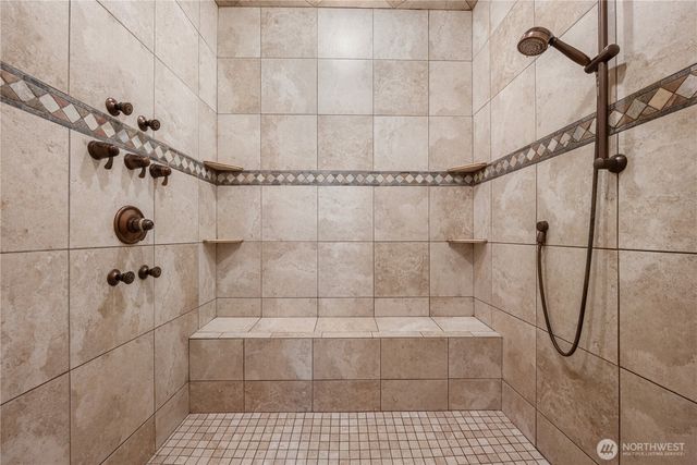 547 Lone Oak Road, Longview, WA 98632