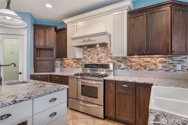 547 Lone Oak Road, Longview, WA 98632