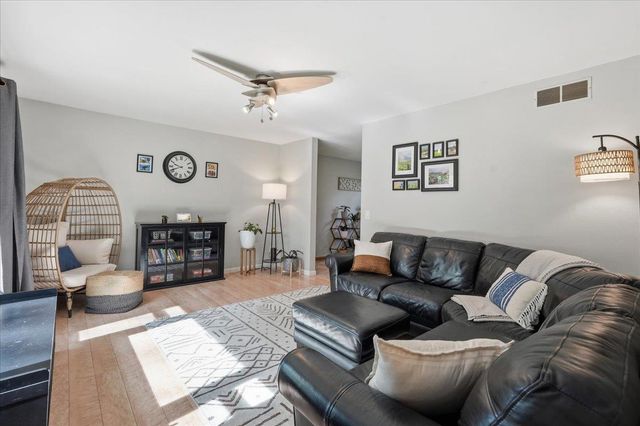 118 Violet Circle, Madison, WI 53714
