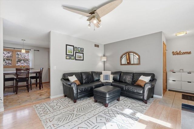 118 Violet Circle, Madison, WI 53714