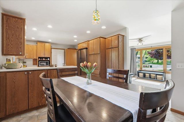 118 Violet Circle, Madison, WI 53714