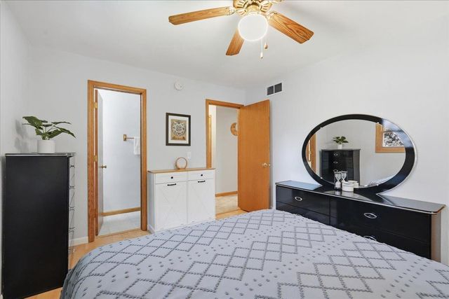 118 Violet Circle, Madison, WI 53714