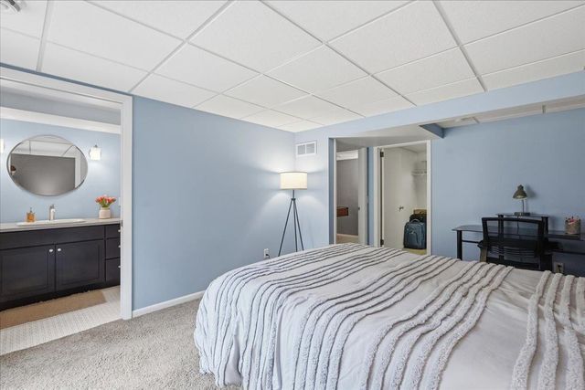118 Violet Circle, Madison, WI 53714