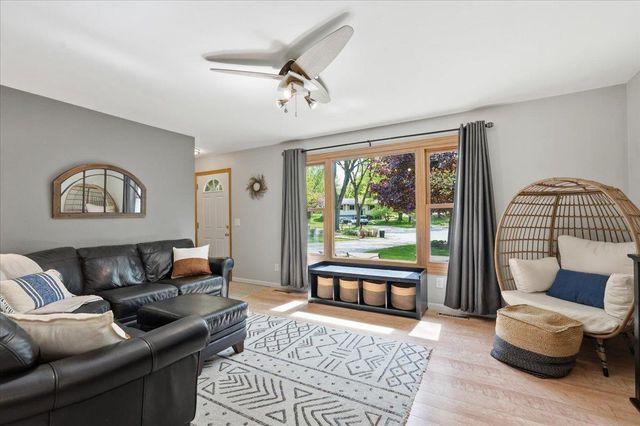 118 Violet Circle, Madison, WI 53714