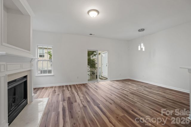 8738 Twined Creek Lane, Charlotte, NC 28227