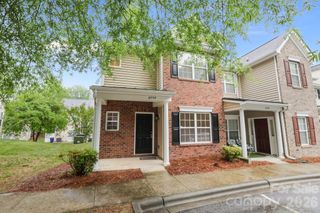 8738 Twined Creek Lane, Charlotte, NC 28227