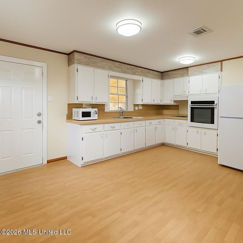 1221 42nd Avenue, Gulfport, MS 39501