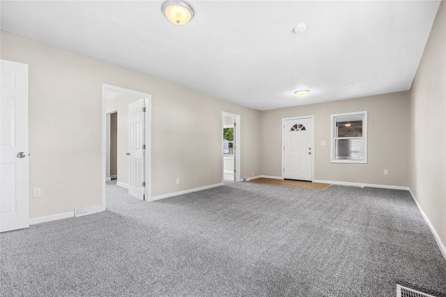 1423 Euclid Avenue, Des Moines, IA 50313