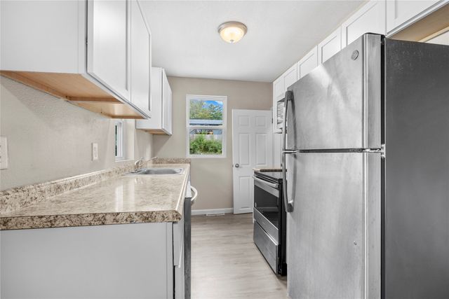 1423 Euclid Avenue, Des Moines, IA 50313