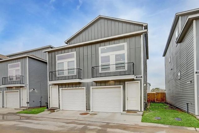4906 Paradigm Lane, Spring, TX 77379