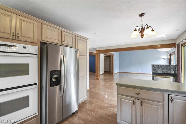 30111 Bonnie View Drive, Wickliffe, OH 44092