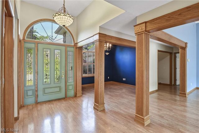 30111 Bonnie View Drive, Wickliffe, OH 44092