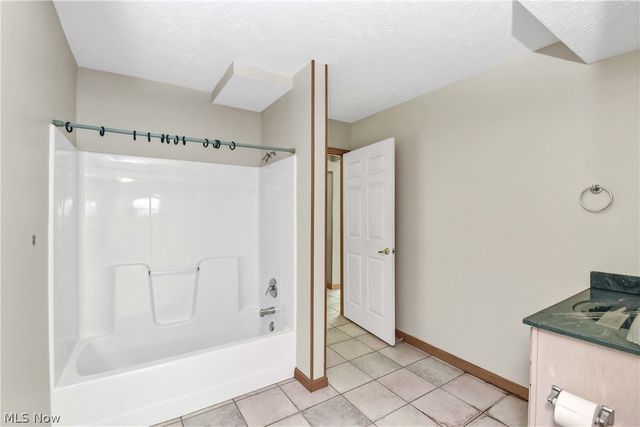30111 Bonnie View Drive, Wickliffe, OH 44092
