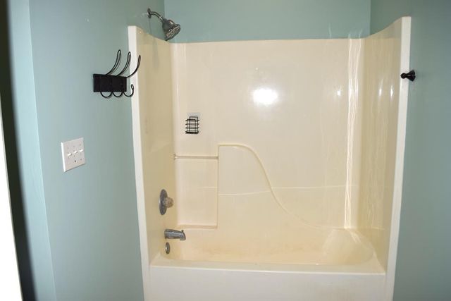 298 Rose Ave, Hartford, AL 36344