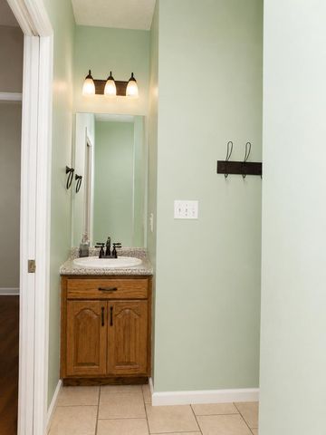 298 Rose Ave, Hartford, AL 36344