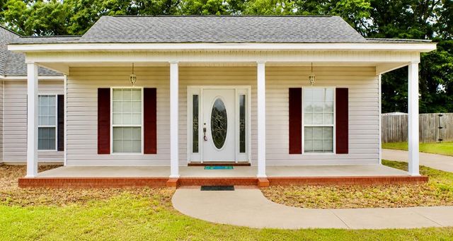 298 Rose Ave, Hartford, AL 36344