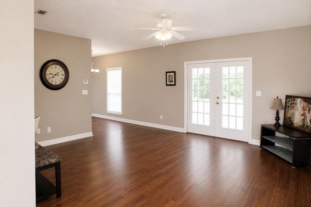 298 Rose Ave, Hartford, AL 36344