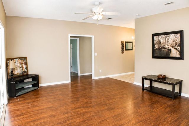 298 Rose Ave, Hartford, AL 36344
