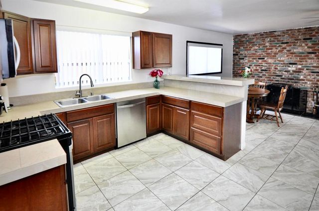 576 Douglas Street, Chula Vista, CA 91910