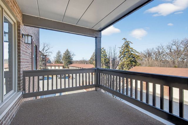 6419 Oak Forest Avenue 2N, Tinley Park, IL 60477