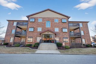 6419 Oak Forest Avenue 2N, Tinley Park, IL 60477