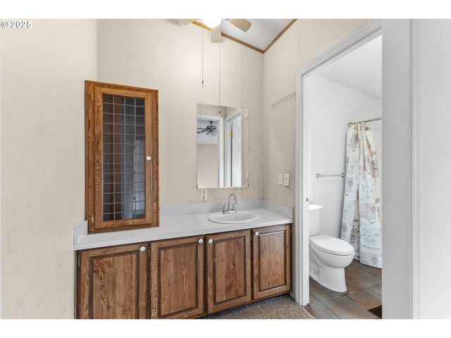 114 MARINO Dr, Coos Bay, OR 97420