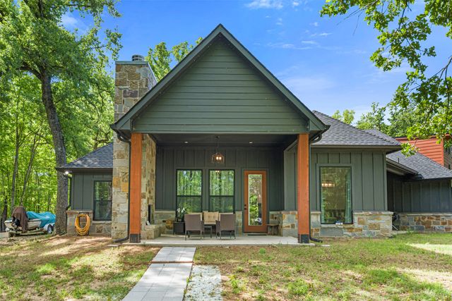 265 Shadow Oaks, Streetman, TX 75859