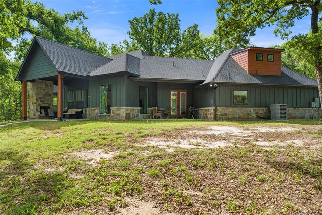 265 Shadow Oaks, Streetman, TX 75859