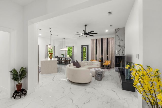 265 Shadow Oaks, Streetman, TX 75859