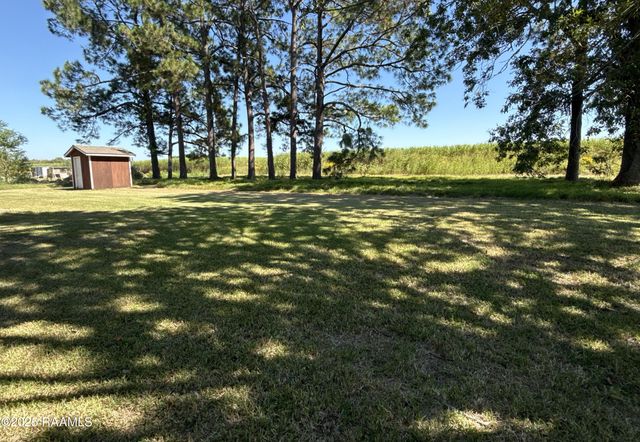 1813 N Neco Town Road, New Iberia, LA 70560