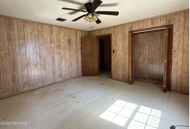 1813 N Neco Town Road, New Iberia, LA 70560