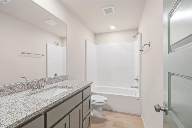10652 SW 18th Street, Yukon, OK 73099