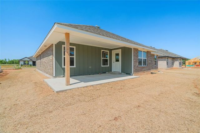 10652 SW 18th Street, Yukon, OK 73099