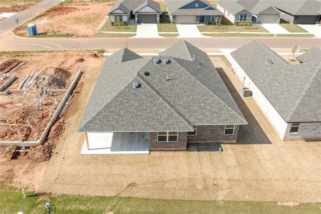 10652 SW 18th Street, Yukon, OK 73099