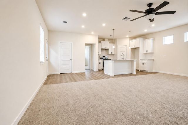 6639 Escondido Drive, Rosharon, TX 77583