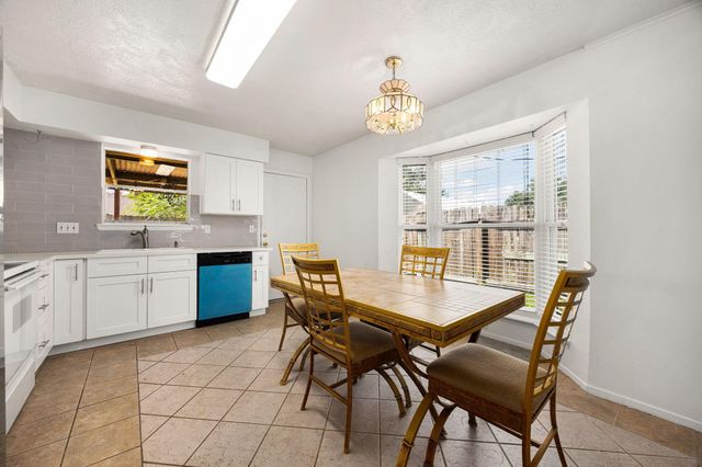 4806 Quailgate Drive, Spring, TX 77373