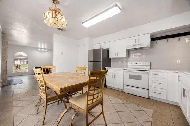 4806 Quailgate Drive, Spring, TX 77373
