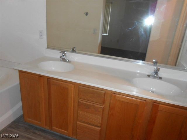 703 Respectful Ridge Court, Henderson, NV 89012