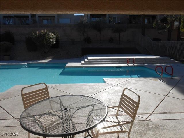 703 Respectful Ridge Court, Henderson, NV 89012