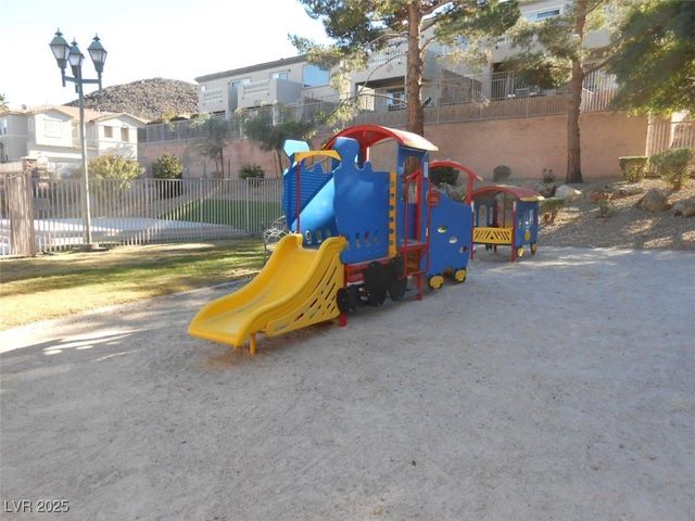 703 Respectful Ridge Court, Henderson, NV 89012