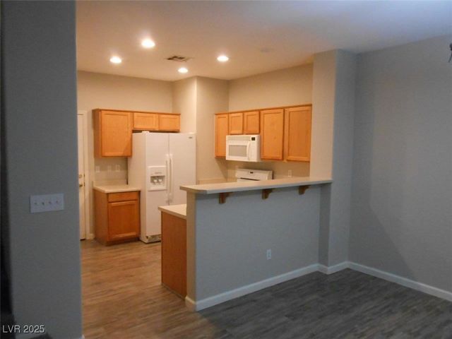 703 Respectful Ridge Court, Henderson, NV 89012