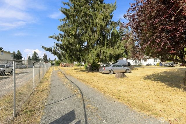 4727 61st Street NE, Marysville, WA 98027