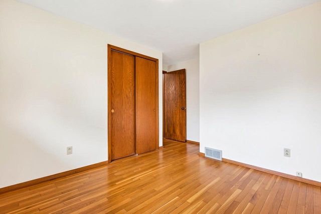 1280 FRANCES WAY, Menasha, WI 54952