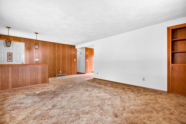1280 FRANCES WAY, Menasha, WI 54952